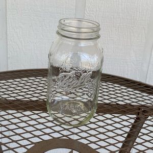 Ball Brand Glass Mason Jar Size 1 Quart